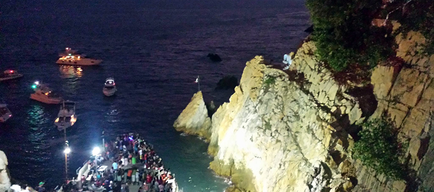 High cliff divers dinner & drinks